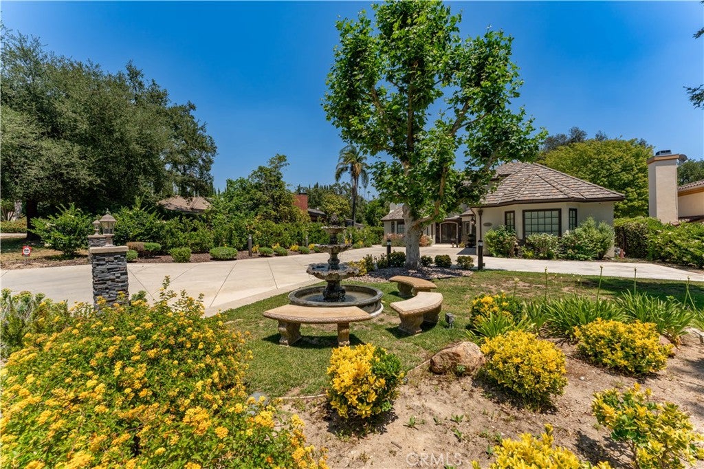 4358 Fairlawn Drive