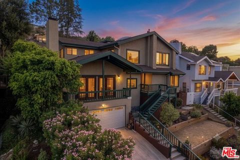 Photo of 23620 Clover Trail, Calabasas, CA 91302 (MLS # 26853645)