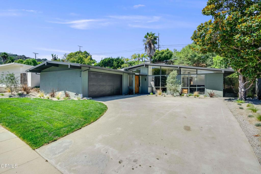 We are pleased to present this amazing reimagined mid century modern. Located in a prime location 634 Bynner Dr is awaiting its next owner. As you drive up you will notice the lush drought tolerant landscaping and the gorgeous windows showcasing the front facade. Walk in to the beautiful open concept living room w/fireplace, high vaulted ceilings, open to the dining and kitchen areas making it a great space for entertaining. The Kitchen has been nicely done with quartz counter tops, self closing cabinets and a designer backslash with floating shelves and a peninsula overlooking the dinning area. Indulge in the beautiful and spacious master bedroom w/ sitting area and double closets. 3 additional great size bedrooms and 2 beautiful modern designed bathrooms. Additionally you have 2 bonus rooms that can be used as a home office etc with access on each side to the cozy and low maintenance backyard..