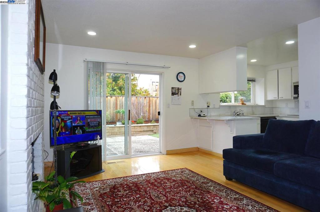 WARM SPRINGS - Residential