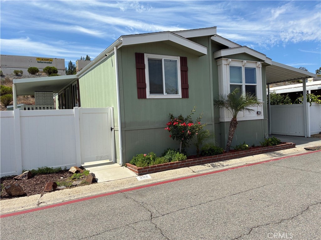 4901 Green River 292