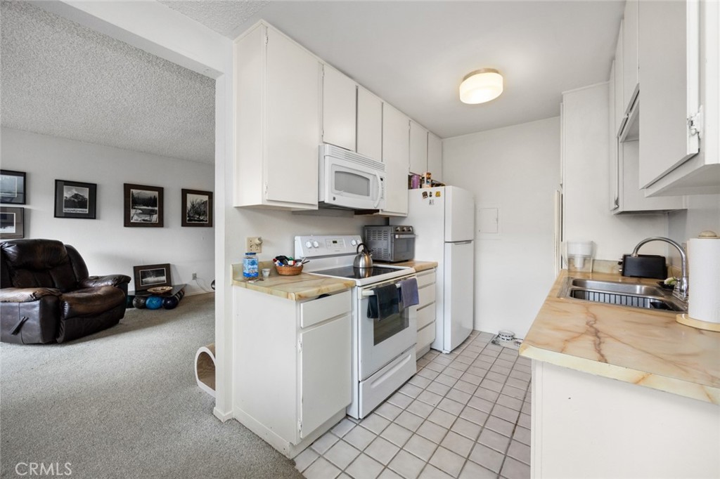 Signal Hill (SH) - Residential