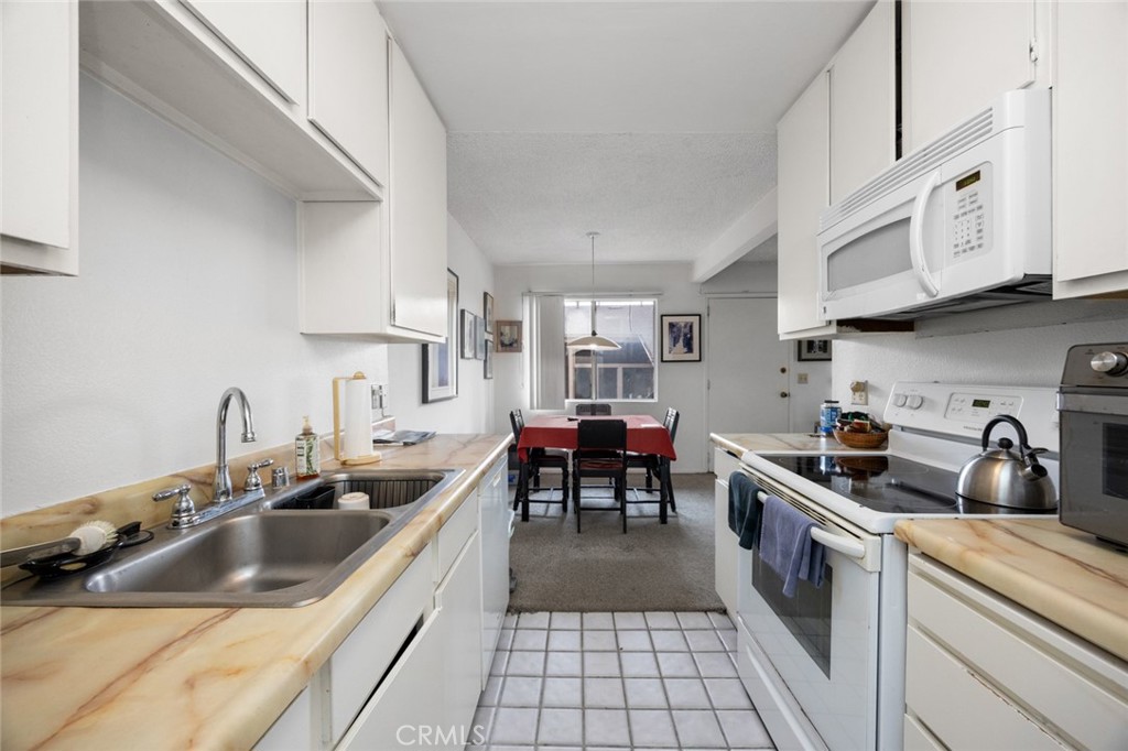 Signal Hill (SH) - Residential