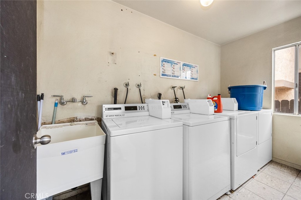 Signal Hill (SH) - Residential