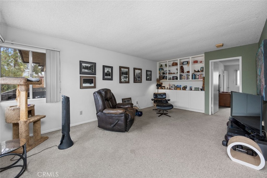 Signal Hill (SH) - Residential