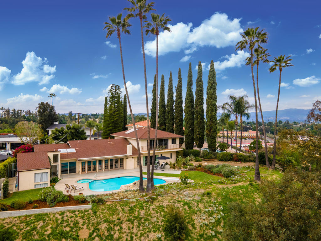 5324 Felice Place