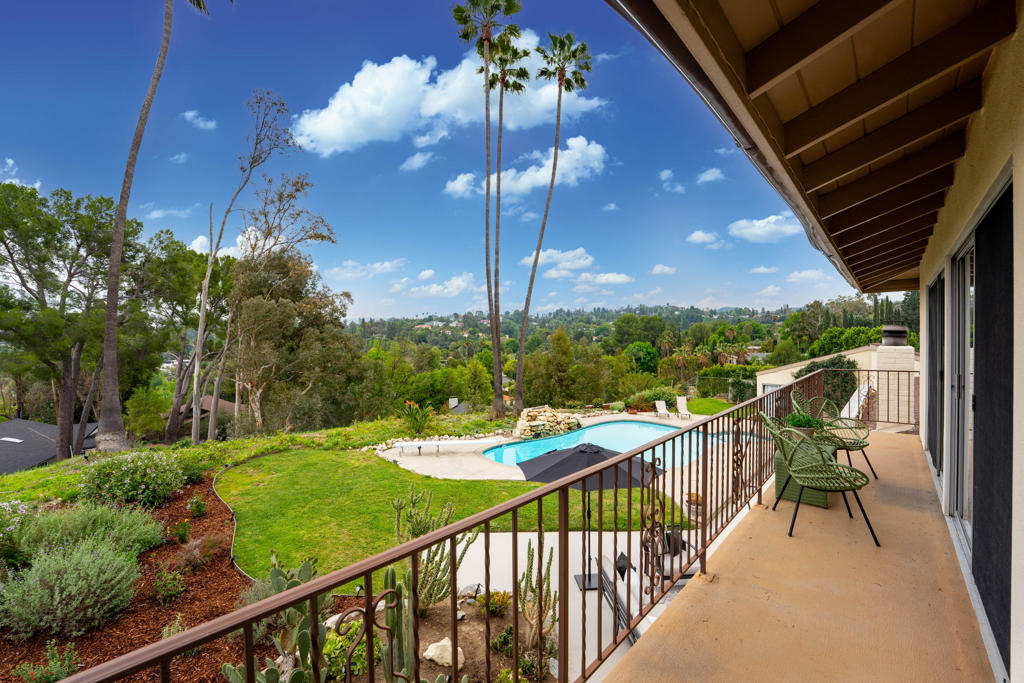 5324 Felice Place