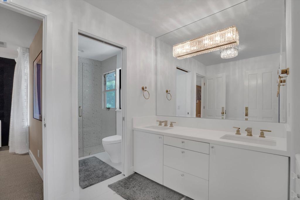 BLACKHAWK C. C. - Residential