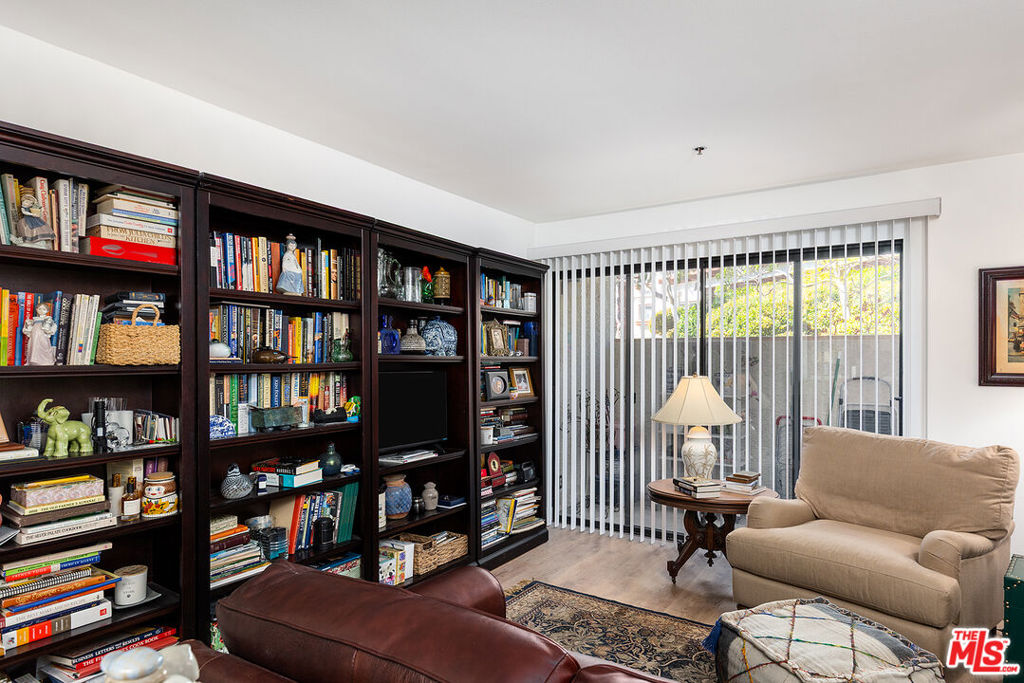 501 Palisades Drive 106