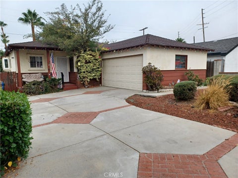 Photo of 13811 Dronfield Ave, Sylmar, CA 91342 (MLS # SR26203659)