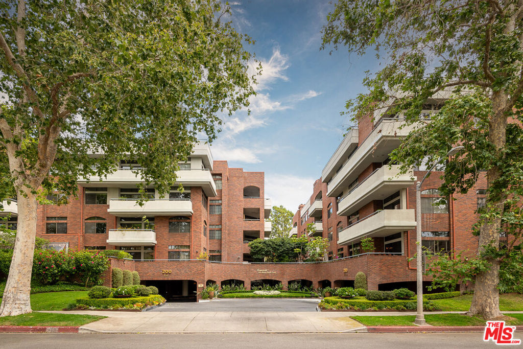 200 N Swall Drive 455