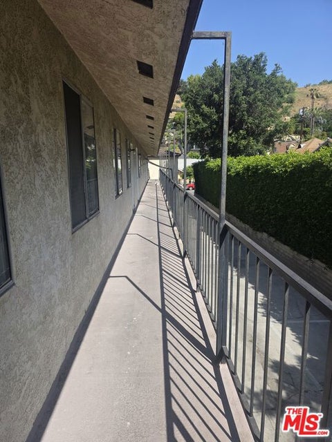 Photo of 486 E Avenue 28 Ave, Los Angeles, CA 90031 (MLS # 26991751)