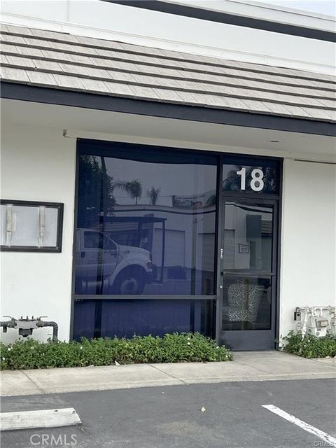 Photo of 18 N Central Ave, Upland, CA 91786 (MLS # CV26049787)