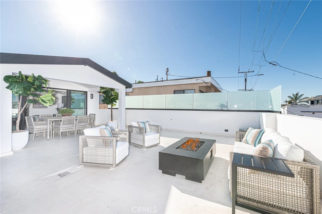 1034 W Balboa Boulevard B
