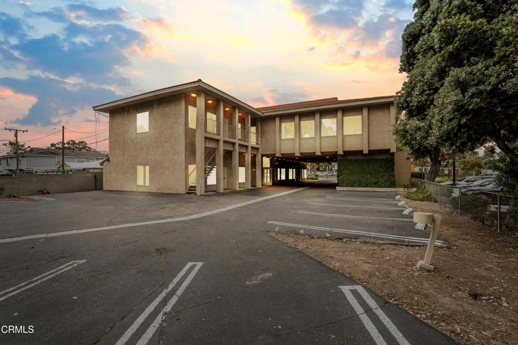 720 N Ventura Road