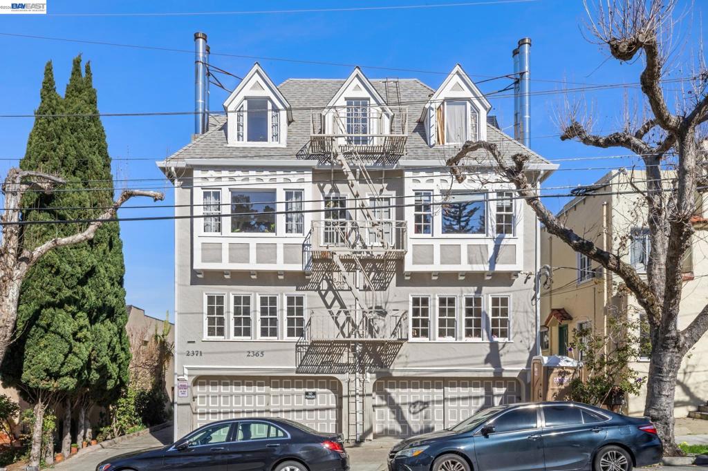 2365 2365 VIRGINIA STREET 2