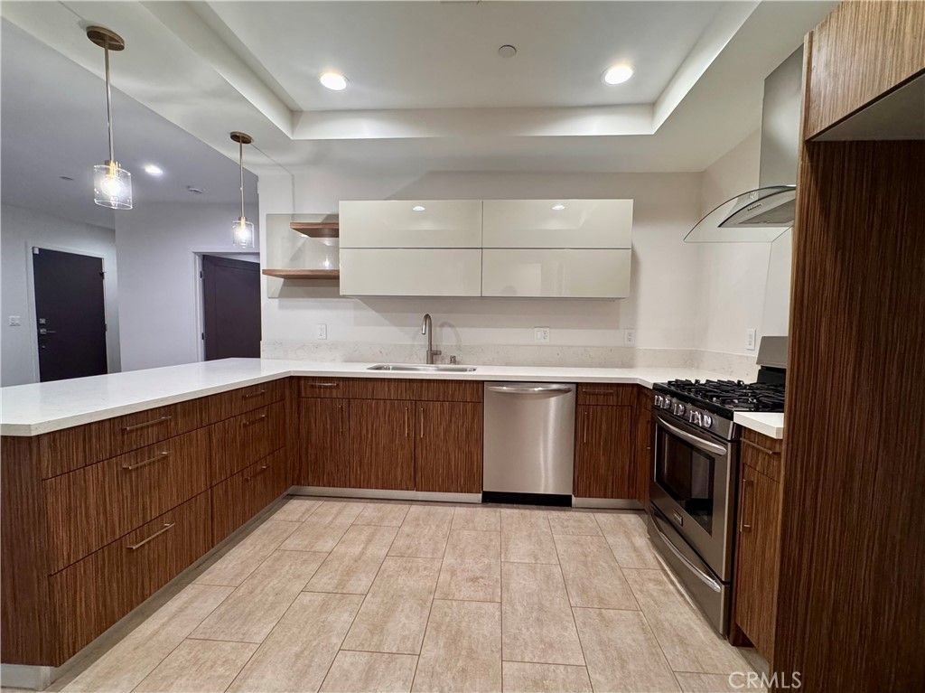 Photo of 2428 E Del Mar Boulevard #101, Pasadena, CA 91107 (MLS # GD25255727)