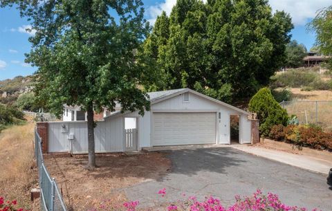 1248 Cedar Street Ramona CA 92065