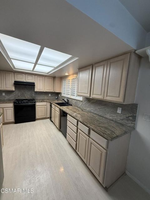 Tiny photo for 3058 Seahorse Avenue, Ventura, CA 93001 (MLS # 226000156)