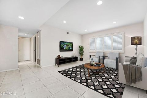 Tiny photo for 3058 Seahorse Avenue, Ventura, CA 93001 (MLS # 226000156)