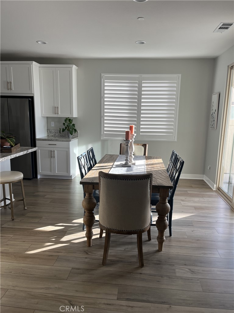 1563 Sunswept Way