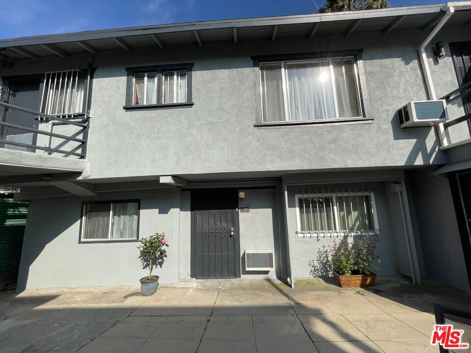 1306 Talmadge Street