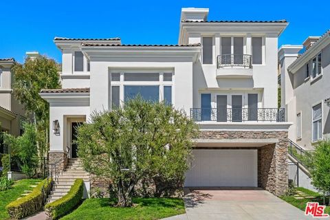 Photo of 16649 CALLE HALEIGH, Pacific Palisades, CA 90272 (MLS # 26827651)