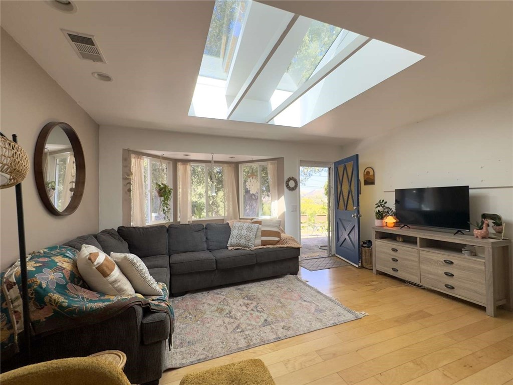 4914 Seperado Avenue