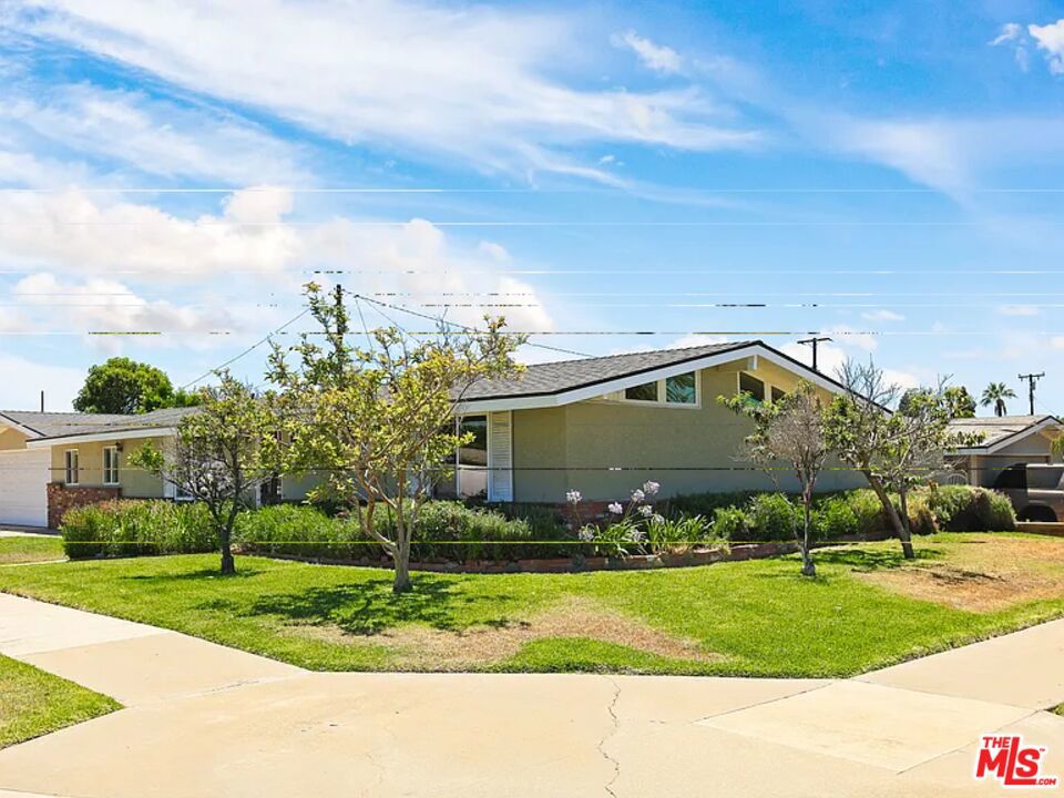 526 N Emerald Drive