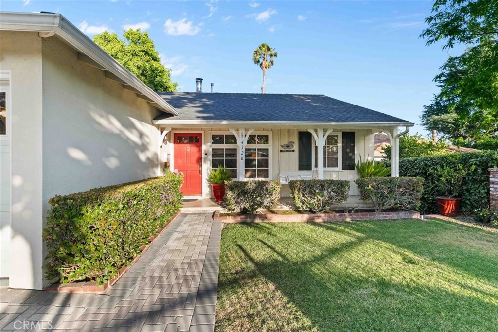 4328 Sunset Avenue