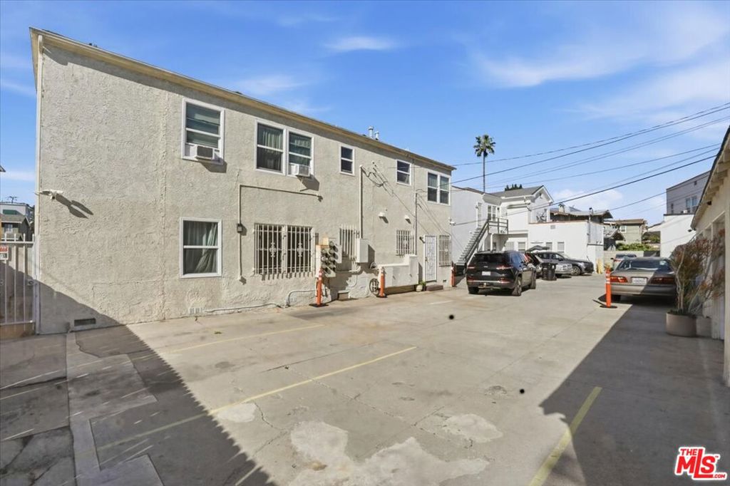 1642 Crenshaw Boulevard