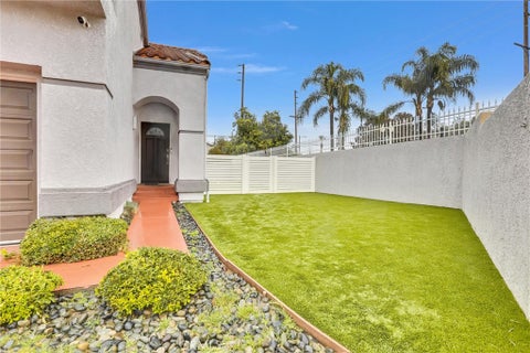 Tiny photo for 23205 Runnymede ST, West Hills, CA 91307 (MLS # PW26179303)