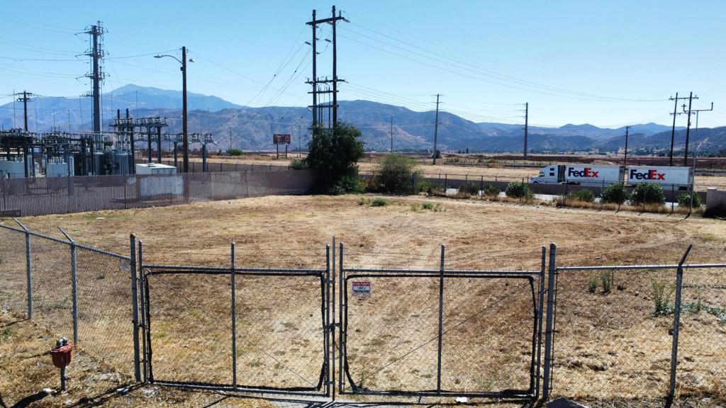 Located on Banning's main commercial street. Two contiguous lots approx 12,632 sf. Street frontage approximately 100 ft. The zoning is General Commercial which offers numerous possibilities. Flat lot with plenty of signage to face the freeway to maximize advertising. Billboard currently on lot is owned by LAMAR and has easement rights to change out the sign. Billboard is not included in the purchase of the lot.