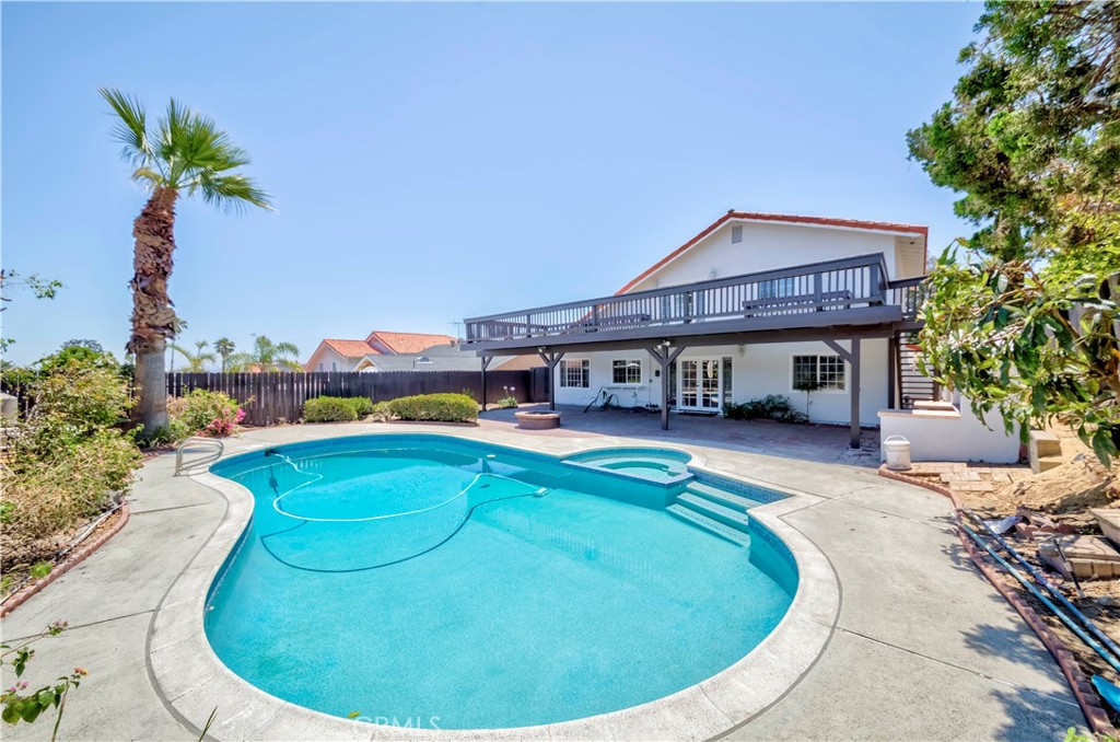 1447 W Toscanini Drive