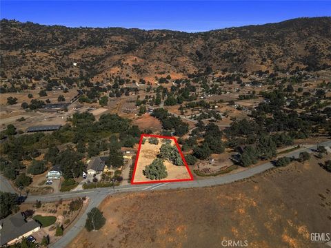 Photo of 26981 Oakflat, Tehachapi, CA 93561 (MLS # PI26039652)