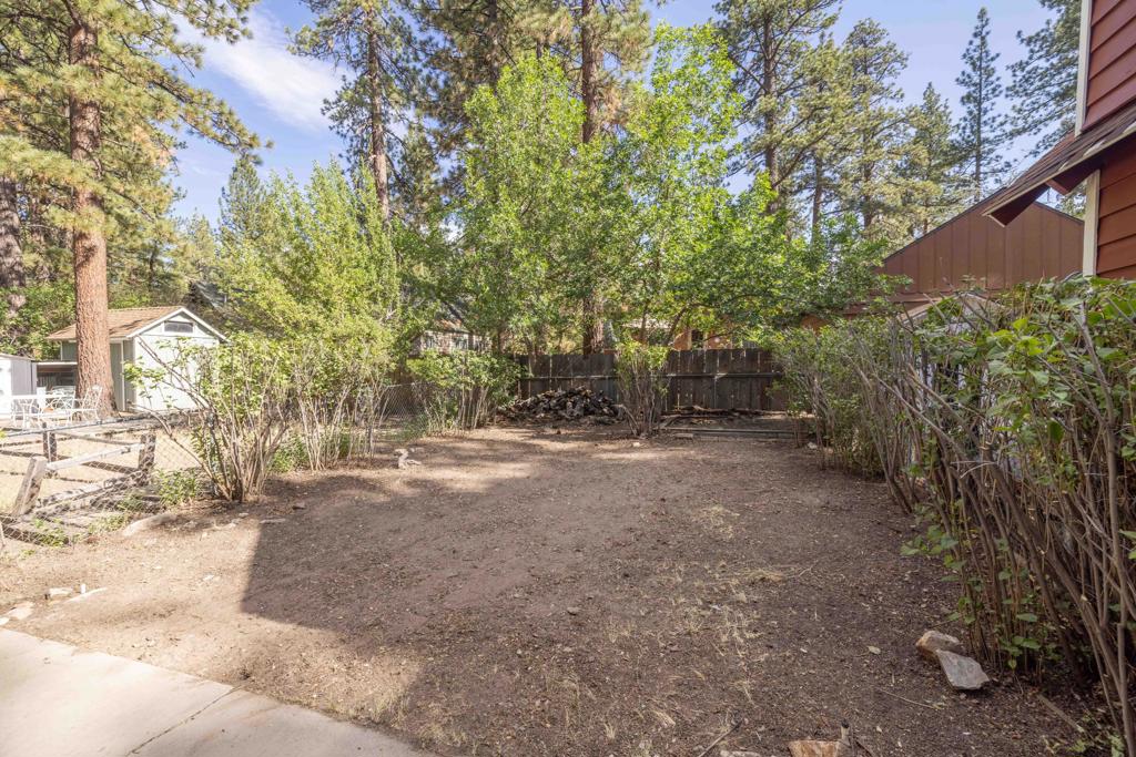1016 Robinhood Boulevard