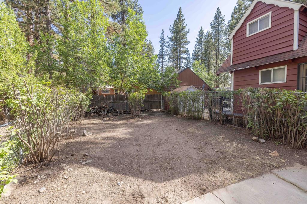 1016 Robinhood Boulevard