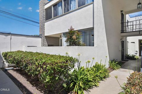 Photo of 1335 Edgewood Way, Oxnard, CA 93030 (MLS # V1-36368)