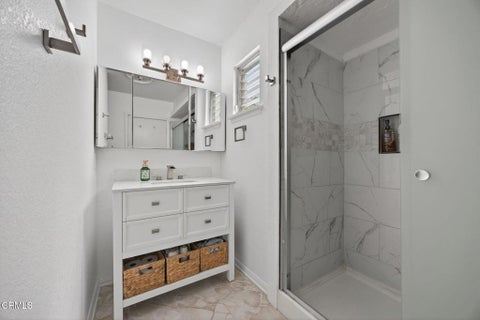 Tiny photo for 1335 Edgewood Way, Oxnard, CA 93030 (MLS # V1-36368)