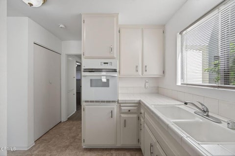 Tiny photo for 1335 Edgewood Way, Oxnard, CA 93030 (MLS # V1-36368)