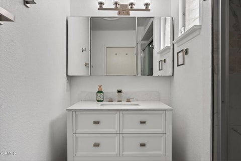 Tiny photo for 1335 Edgewood Way, Oxnard, CA 93030 (MLS # V1-36368)