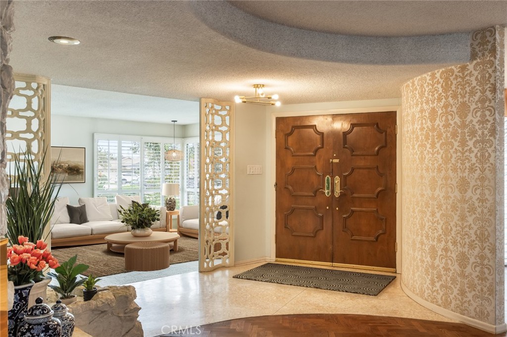 2104 W 183rd Street