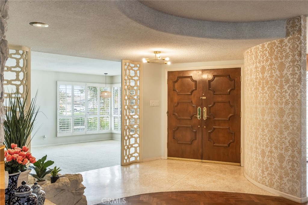 2104 W 183rd Street