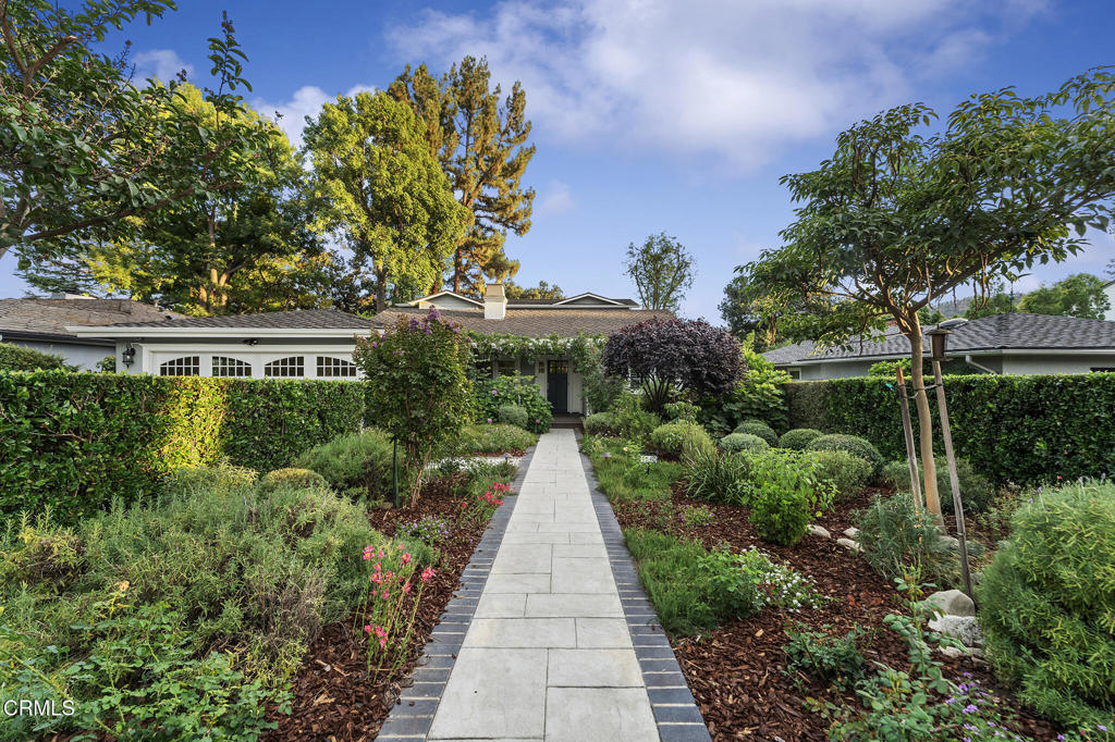 1180 Laurel Street
