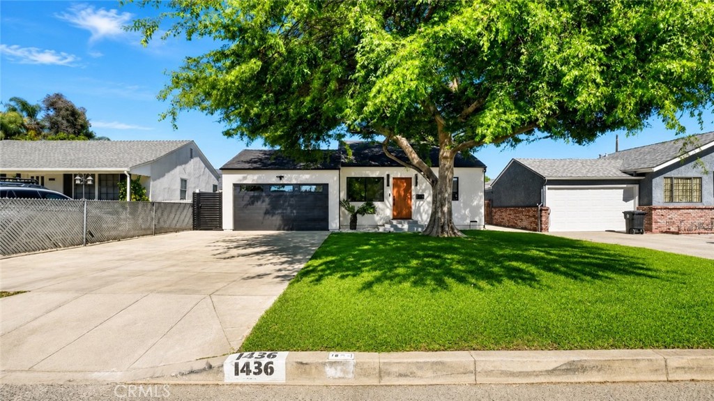 1436 N Frederic