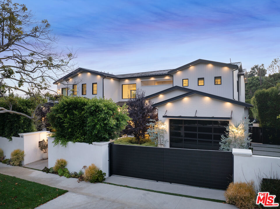 455 N Bundy Drive