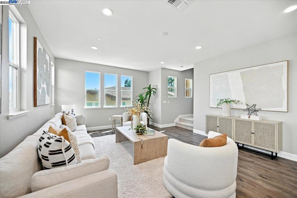 Not Listed - Residential