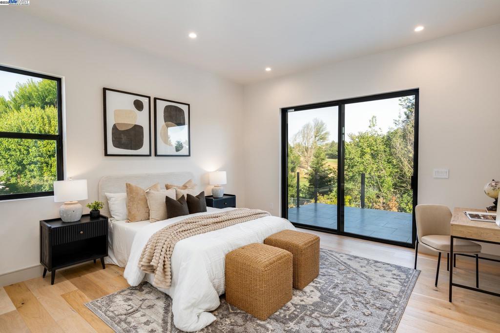 CAMEO ACRES - Residential