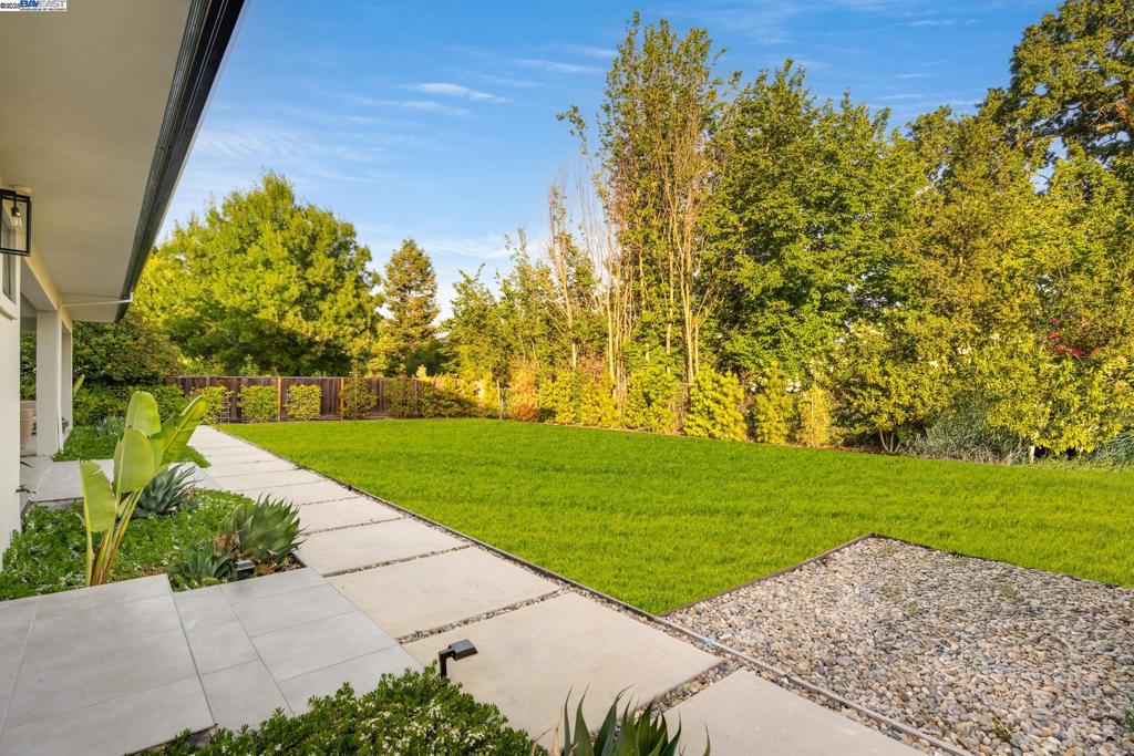 CAMEO ACRES - Residential