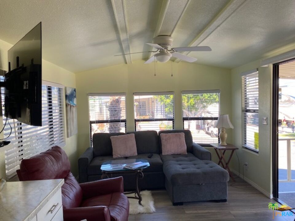 Desert Shadows Rv Re - Residential Lease